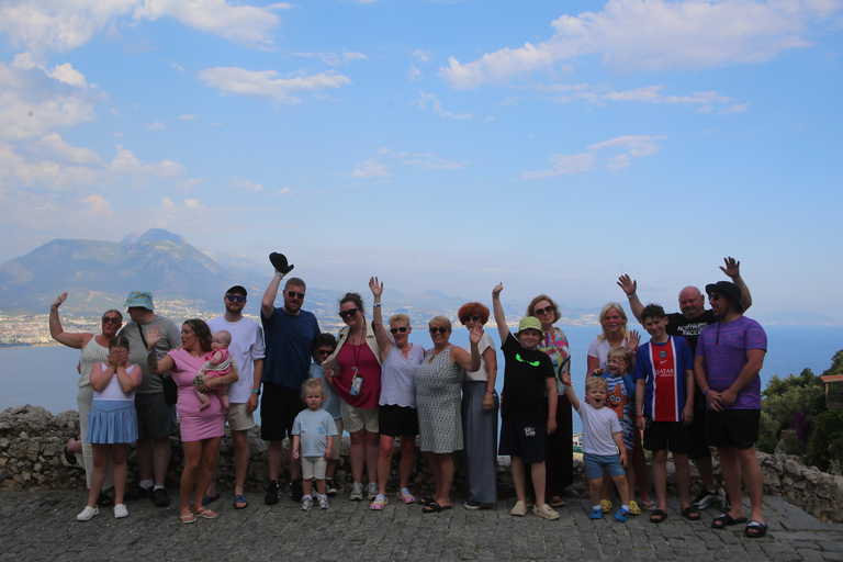 Alanya: Party Boat & Disco Bus Experience / Dinner and Wine