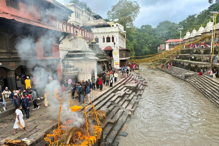 Kathmandu: Pashupatinath Temple Hindu Life Cycle Tour