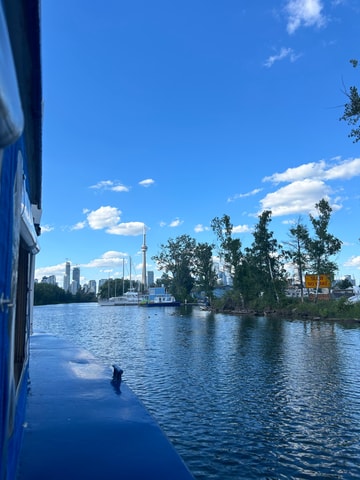 Toronto: Casual Tour of Toronto with Harbour Front Boat Tour