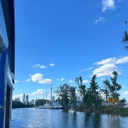Toronto: Casual Tour by Land and Sea