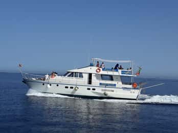 Trapani : excursion en yacht à Levanzo et Favignana avec déjeuner