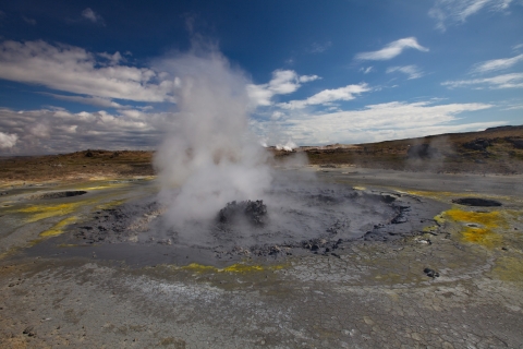 Reykjavik: Guided Active Volcano Hike in Reykjanes Peninsula