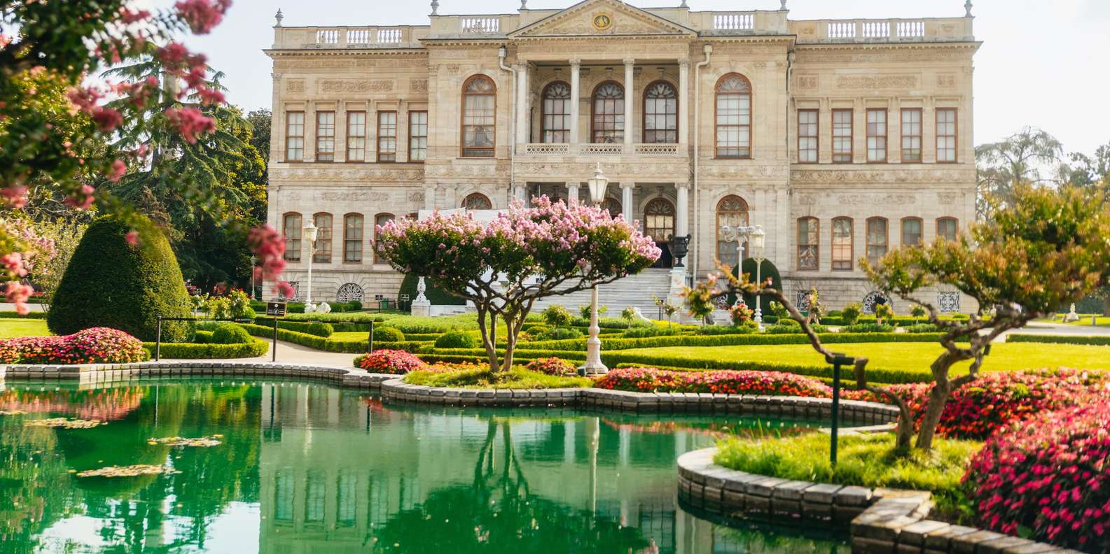 イスタンブール：ドルマバフチェ宮殿とハレムのファストトラック