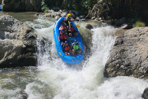 From Santiago: Jarabacoa Rafting Tour w lunch & hotel pickup From Santiago: Rafting Tour w lunch & hotel pickup afternoon
