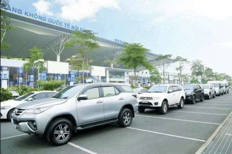 Translado do aeroporto de Noi Bai com transporte privadoTranslado privado do bairro antigo de Hanói para o aeroporto de Noi Bai