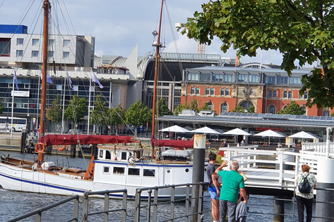 Kiel: Oude stad en haven wandeling met gids