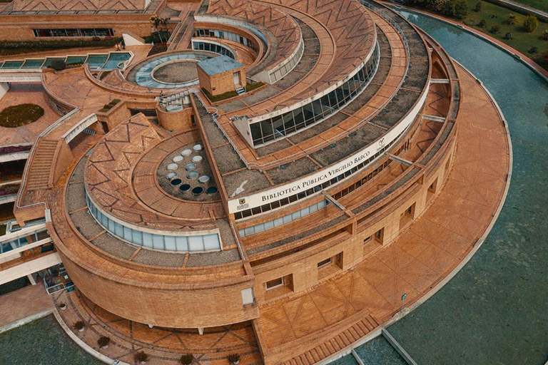 Bogotá: ✨ Beste private Tour für Zwischenstopps mit einem ortskundigen GuideBogotá: ✨ Die beste private Tour für Zwischenstopps mit einem ortskundigen Guide