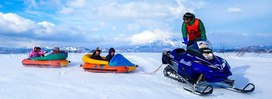Depuis Sapporo : visite du lac Toya et de la vallée de l'enfer de Noboribetsu
