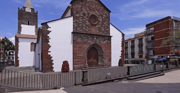 Funchal : Private Custom Tour mit einem ortskundigen Guide