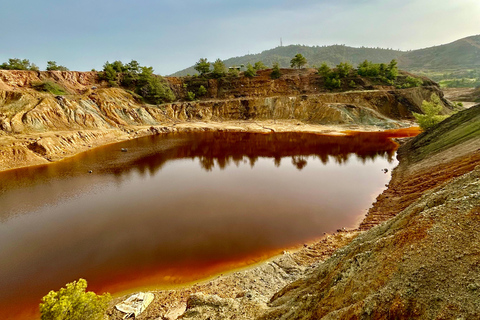 Cyprus: Nature & Lost Places – Mines, Lakes & Colours