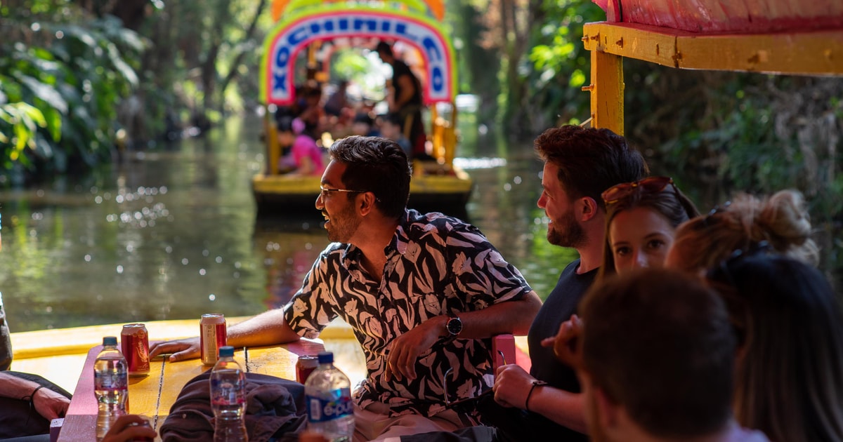 Ciudad de México Fiesta en Barco en Xochimilco con Tequila y Música en