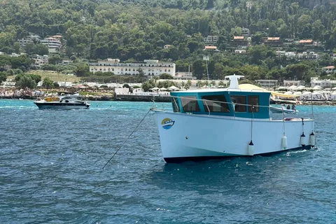Mondello: 4-Hour Coastal Boat Tour with Aperitif & Swimming