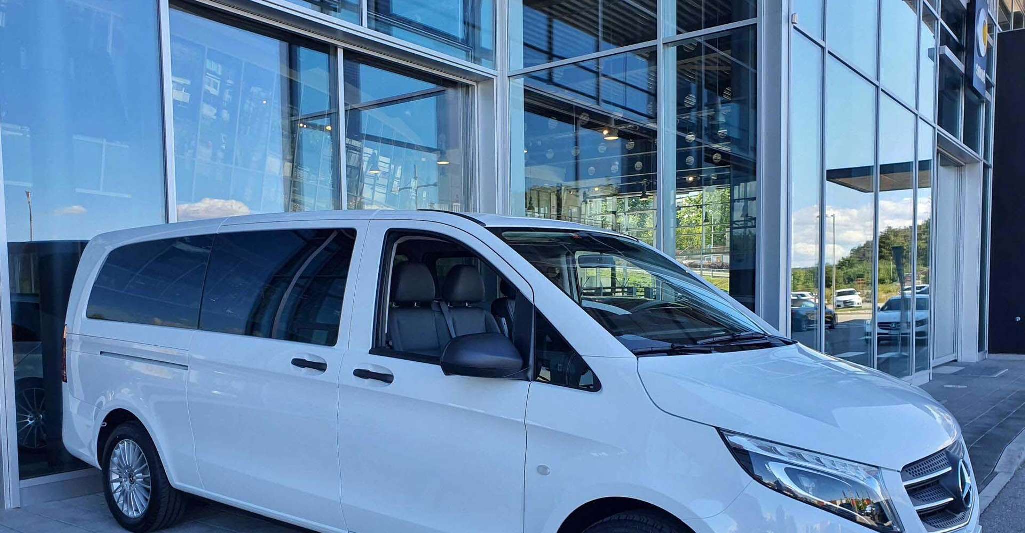 Transfer privado do Aeroporto de Genebra para Val d'Isre - Hizvo
