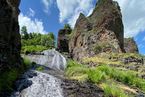 Yerevan: 2-Day Waterfalls and Nature Tour