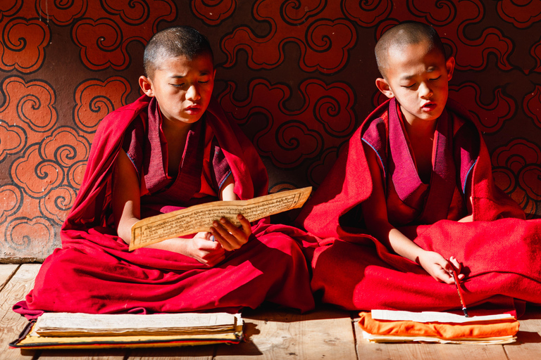 Thimphu: Day Trip -Jele Dzong Motorbike Tour