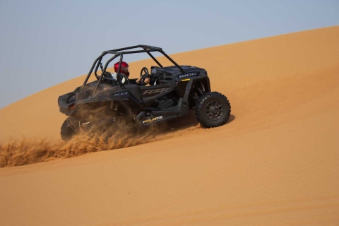 Dubái: aventura nocturna en buggy por las dunas y desiertoVehículo privado, Dune Buggy Safari con cena regular de barbacoa