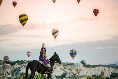 Göreme | Cappadocia Tour a cavalloEquitazione della nuova stagione 2 ore