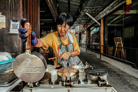 Pattaya Bites Food Tour with 14+ Tastings
