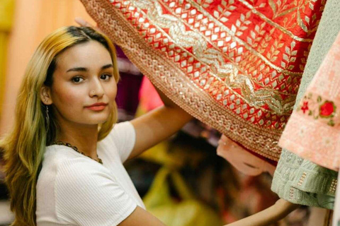 New Delhi: Local Shopping Tour by Car