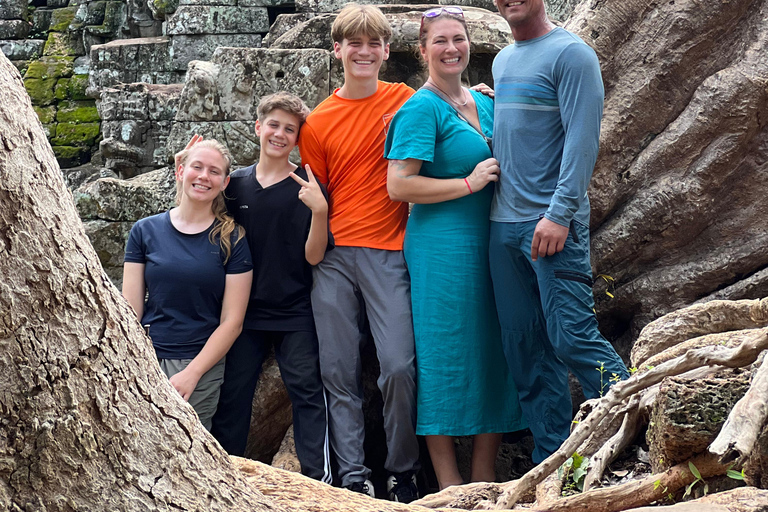 Passeio de E-Bike ao nascer do sol em Angkor Wat com almoço incluído