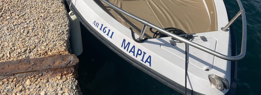 Paros : location de bateau à moteur avec skipper en option