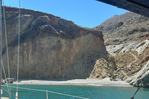 Private Sailing Cruise to Caves & Beaches for SUP & Lunch Private Cruise: Secret Beaches, Caves with Meal Drinks & SUP
