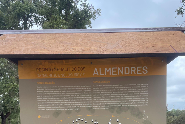 Évora: Cromlech de Almendres y Gran Dolmen de Zambujeiro