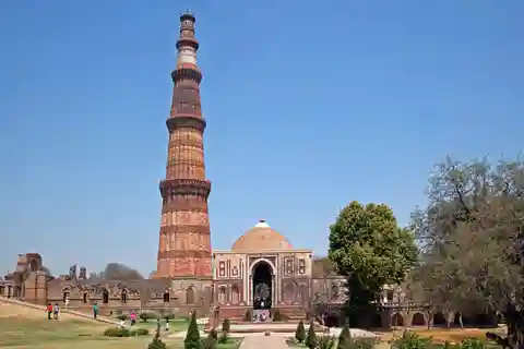From Delhi: 3 Days Golden Triangle Tour