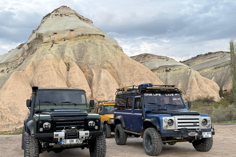 Unforgettable Jeep Safari Experience Among the Fairy Chimneys of Cappadocia An Unforgettable Jeep Safari Experience Among the Fairy Chimneys