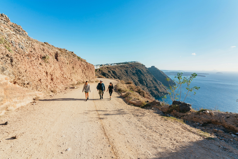 Santorini: Caldera Trail Guided Hike and Sunset Viewing