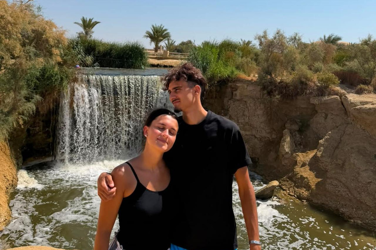 From Cairo: 4x4 Desert Safari, Waterfalls & Magic Lake Shared Tour: Wadi El Rayan, Magic Lake & Lake Qarun, Jeep