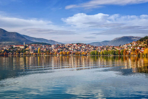 塞萨洛尼基：卡斯托里亚、修道院和龙穴之旅Thessaloniki: Kastoria, Monastery &amp; Dragon's Cave Tour