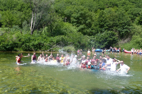 Spalato/Omiš: Rafting sul fiume Cetina con salto dalla scogliera e nuotoRafting di 3 ore da Almissa