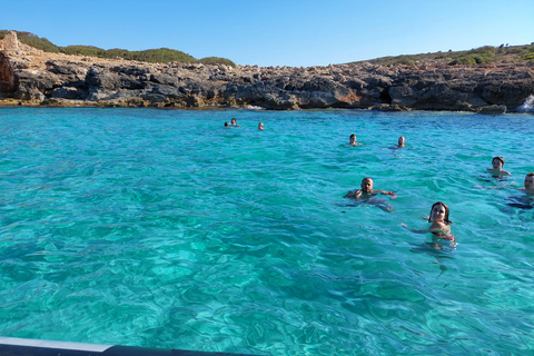 Boottocht vanuit Portocolom naar het natuurgebied Cala VarquesBoottocht van Portocolom naar het natuurgebied Cala Varques