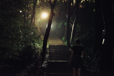 رحلة مسائية في هانغتشو مع موسيقى في الهواء الطلق