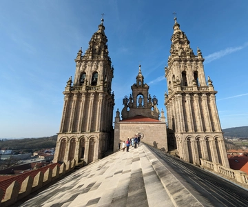 Tour zu den Dächern der Kathedrale und des Carraca-Turms