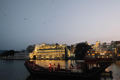 أودايبور: جولة غروب الشمس وليلة الألعاب