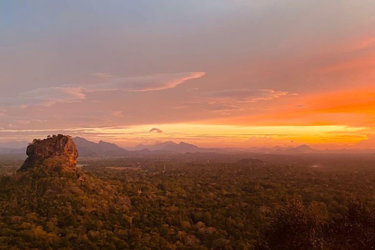 From dambulla: Sigiriya /pidurangala and Safari Day Trip
