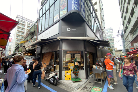 Tsukiji Fish Market+Lunch +Asakusa Tea +Akiba Maid Cafe tour