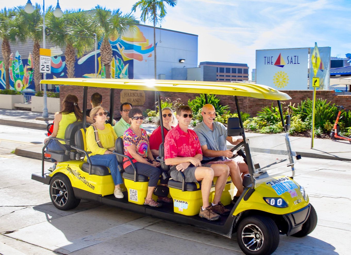 Tampa: Guidet byrundtur i Deluxe Street Golf Cart