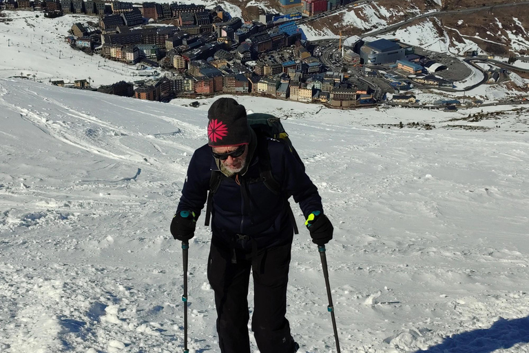 La Cerdanya: Snowshoe hike to the peaks of the Pyrenees