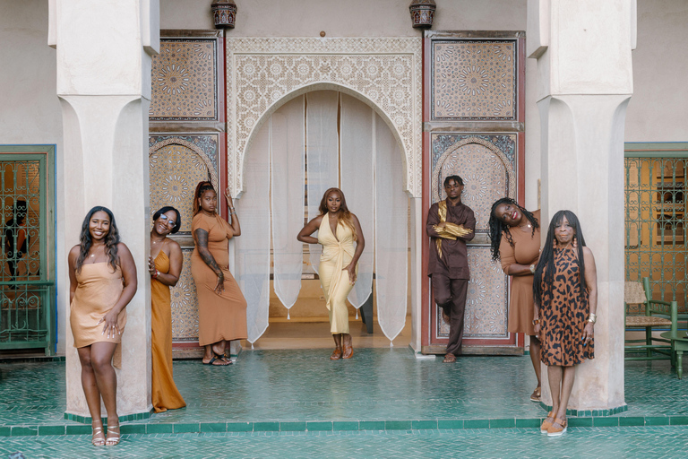 Discover Marrakech Through a Photo Experience private photo tour in the maze of charming Marrakech