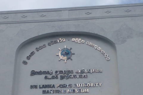 Tuk Trip Is Very Cheap In Colombo ( All Inclusive) City Tour