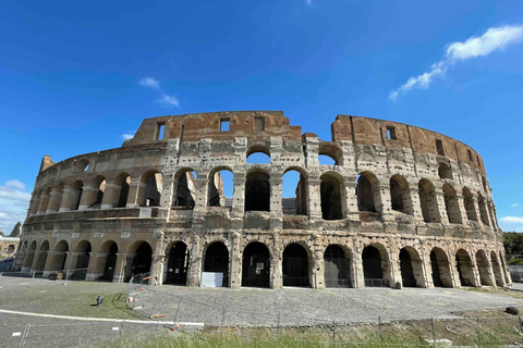 Rome: Colosseum Tour with Fast Access Rome: Colosseum Tour with Skip-the-Line Entry