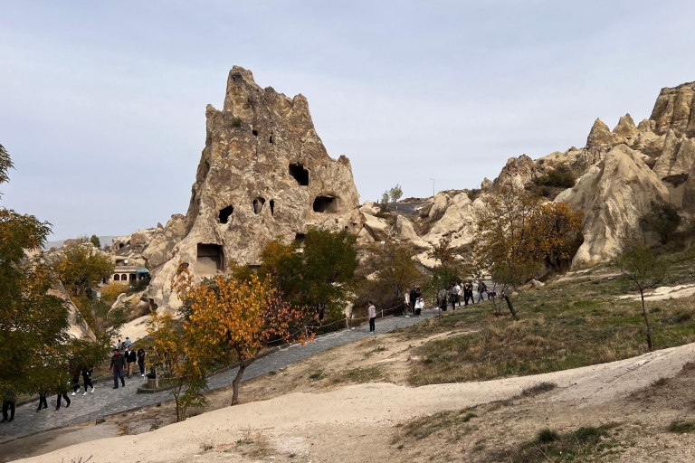 Visite quotidienne de la Cappadoce rouge avec déjeuner et billets !Visite quotidienne de la région de la Cappadoce avec déjeuner et billets !
