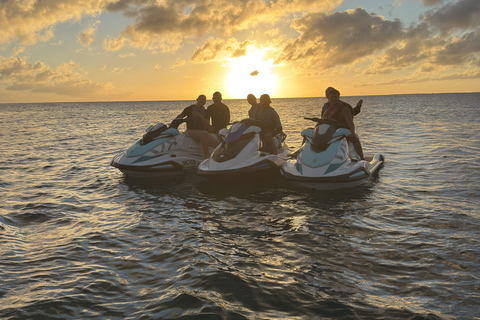 Saint Martin: Sunset Jet Skiing in Happy Bay Saint Martin: Sunset on a Jet Ski in Happy Bay