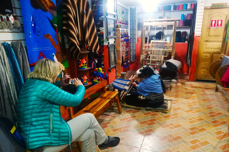 Private Otavalo, Weavers Workshop & Cultural Immersion