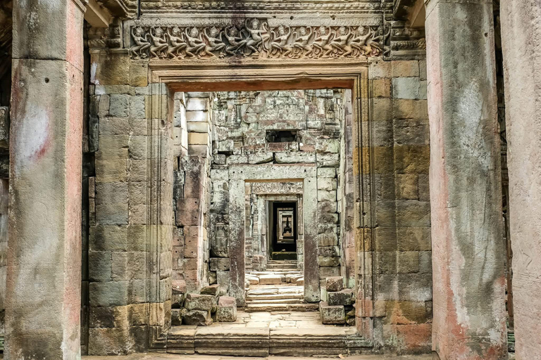 Siem Reap: Private Angkor Wat Tuk-Tuk Tour (English Driver) 5-8 Hours: Angkor Wat - Top 3 Temples & More (Flex-Start)