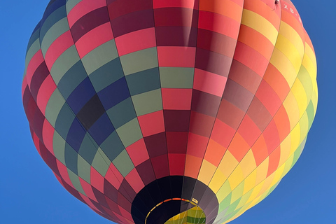 Ciudad de México: Amanecer en Globo privado en Teotihuacán