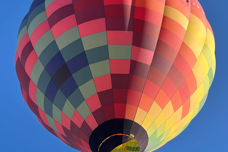 Ciudad de México: Amanecer en Globo privado en Teotihuacán